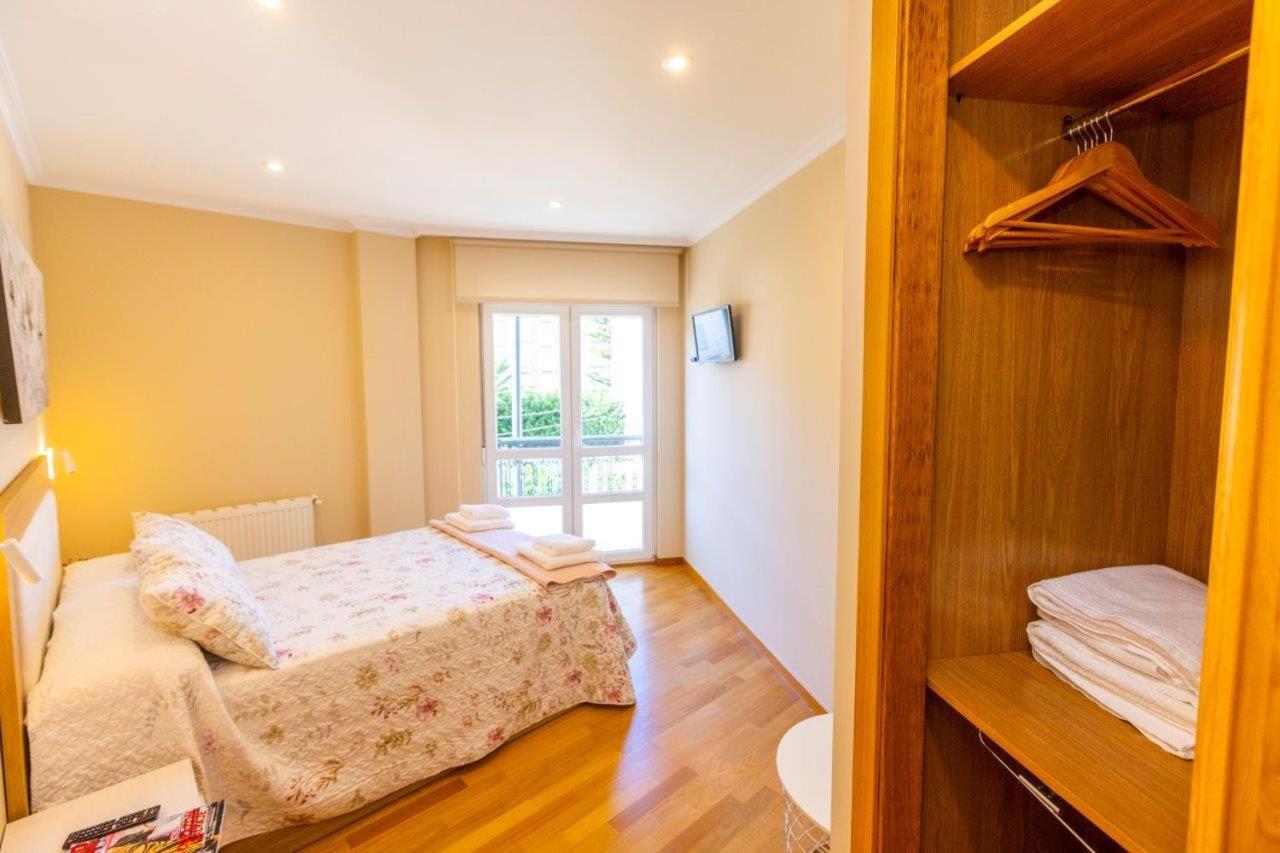 Apartamentos Riamar 2 Ribadeo Exteriör bild